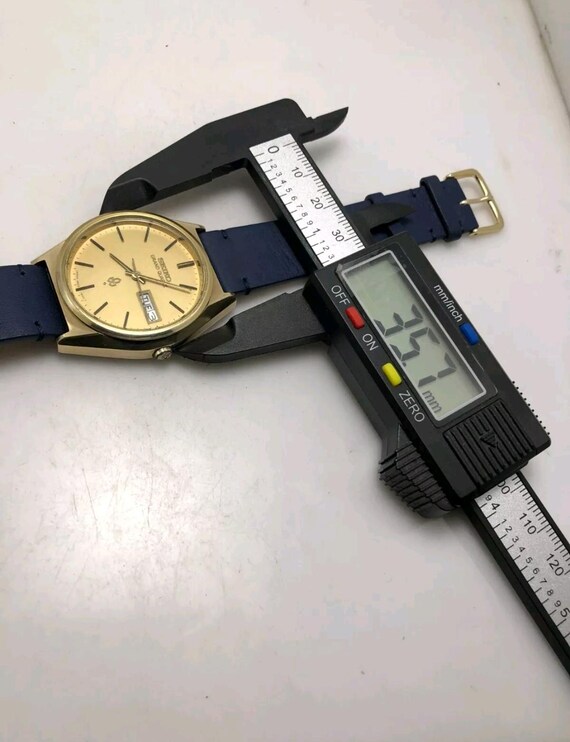 Vintage Seiko Grand Quartz 4843-8110 Day/date Cap Gold Japan Men's