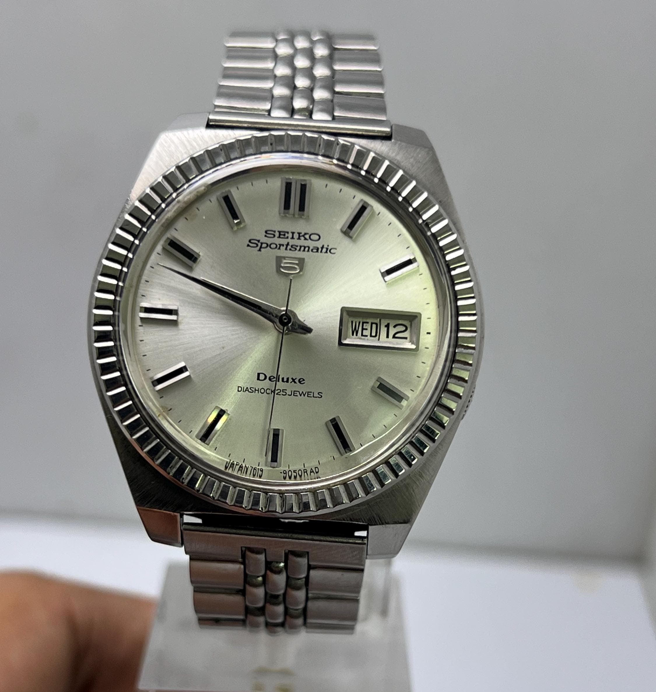 Vintage Seiko Sportsmatic Deluxe 7619-9040 Automatic 25 Jewels 