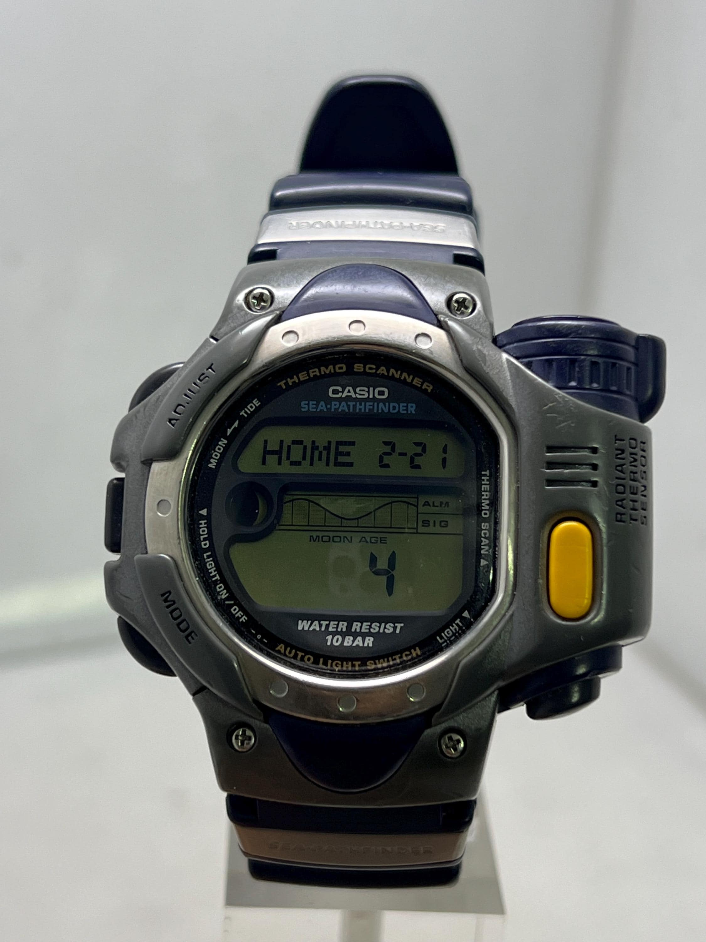 Vintage Casio 2031 SPF-10 Sea-pathfinder Thermo Scanner Radiant