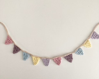 Mini Crochet Bunting Pattern, Easy DIY Decor (PDF Pattern)
