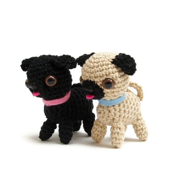 Knitted pug cheap