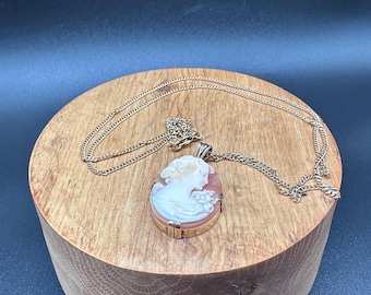 Gilded Vintage Shell Cameo pendant with a long Curb Chain |Hallmarked|
