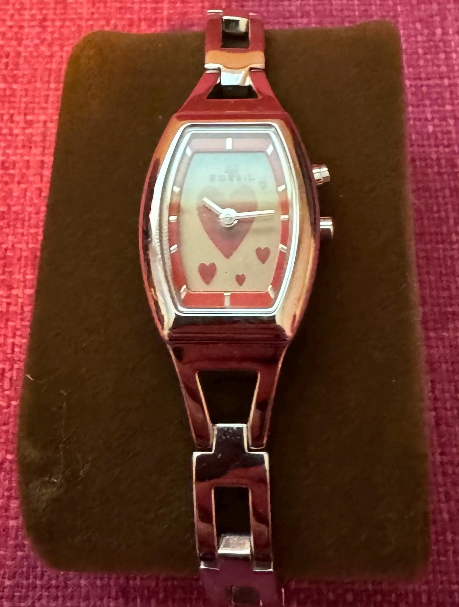 Vintage Fossil Big Tic Watch: Animated Heart Dial, Stainless