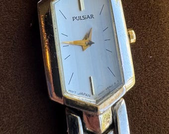 ヴィンテージ PULSAR レディース クォーツ ゴールドトーン & グレー 