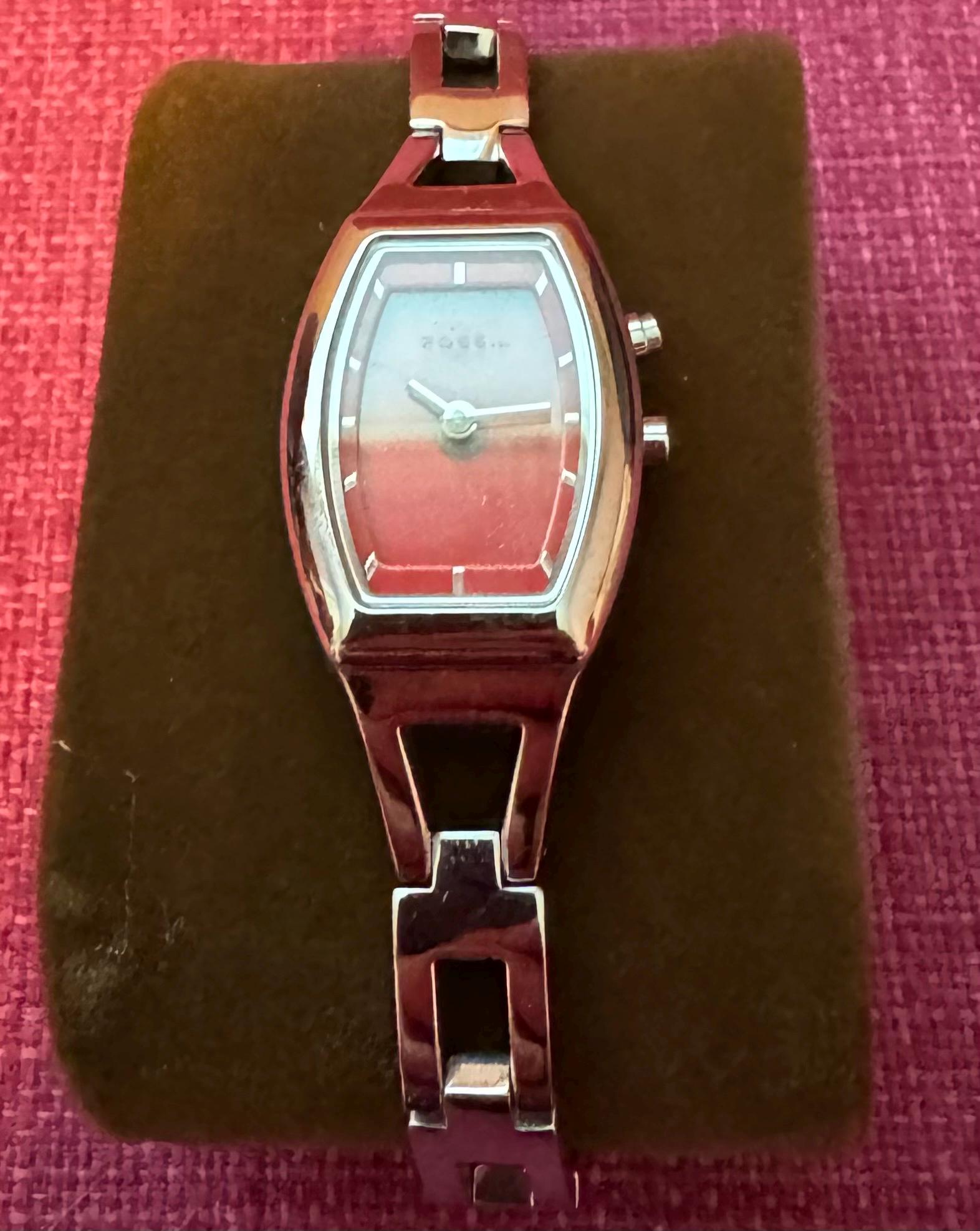 Vintage Fossil Big Tic Watch: Animated Heart Dial, Stainless