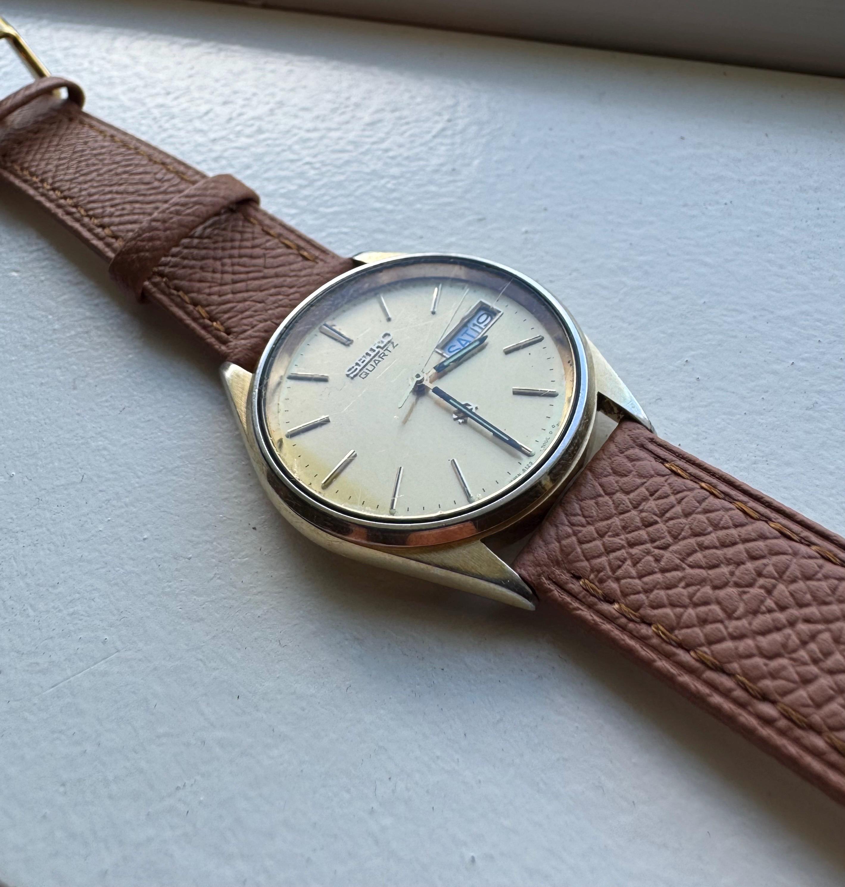 アンティーク! SEIKO SQ 8123-5270 メンズ　腕時計 WTS] Vintage Seiko SQ Quartz - 8123-5270 - Sunburst Navy