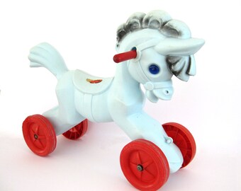 children's riding horse toy