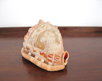 Vintage Conch Shell Hand-Engraved Woman Profile Cameo Flowers Italy Italian Seashell Bullmouth Helmet