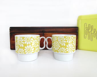 Floral Mug Set Stackable Mod Daisy Flower Lemon Yellow Tea Cup Vintage Ceramic  Made In Japan