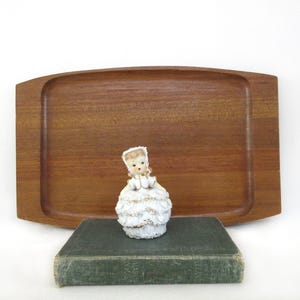 Vintage Lefton Girl Valentine Bell, White Heart Porcelain, Ceramic Spaghetti Gold Trim, 1950&#39;s Japan Figurine