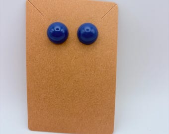 Vintage Bold Blue Button Earrings – Classic Round Studs