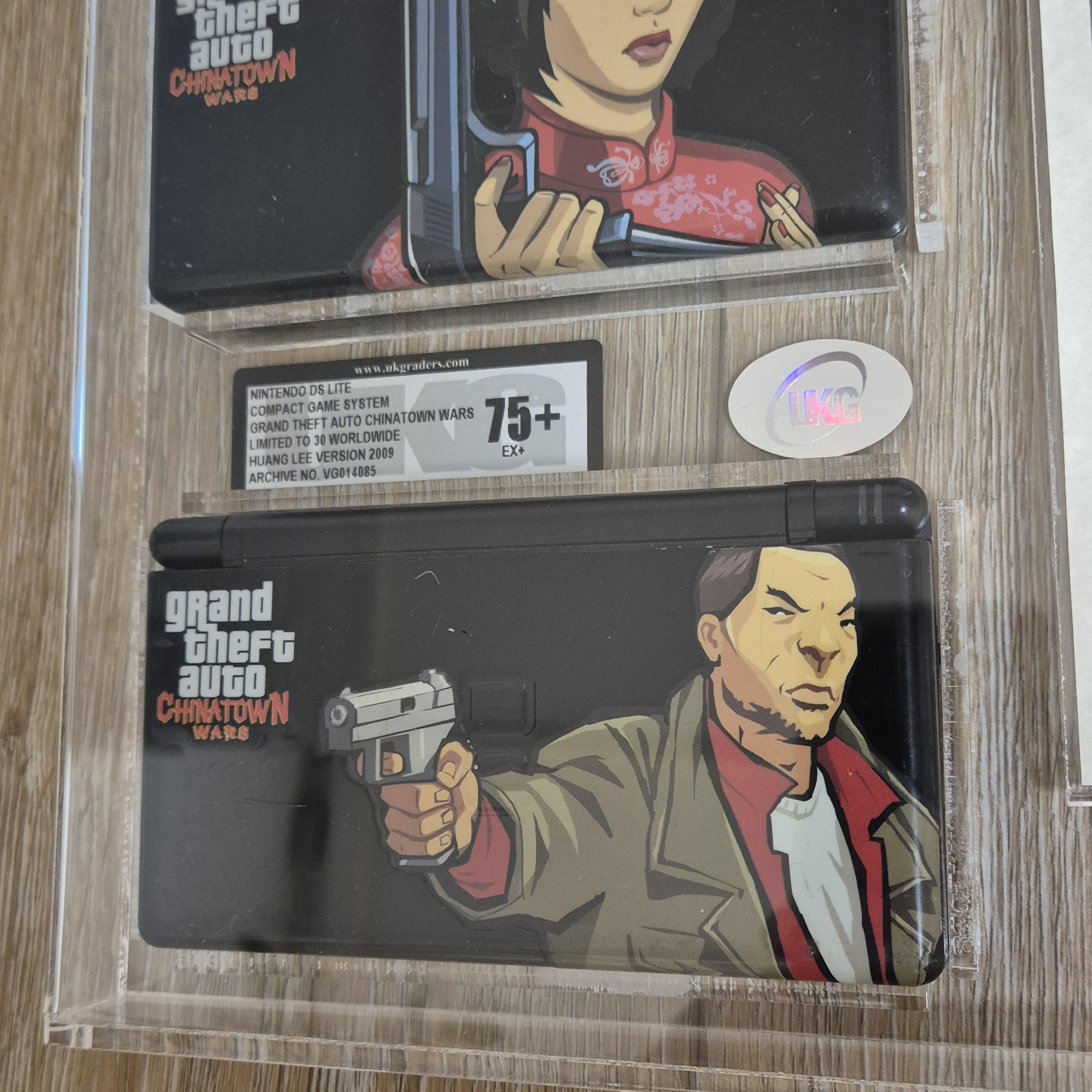 ONECUT GRAND THEFT AUDIO 2LP バンクシー　レコード Amazon.com: Grand Theft Auto: Chinatown Wars [Japan Import