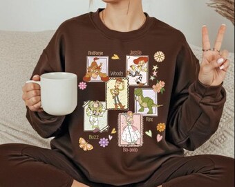 Cute Cartoon Graphic Sweatshirt, Disney Family Trip Hoodie