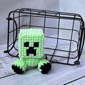 Pixelated green monster | Creepy Green Monster Crochet Doll | Creeper-Inspired Amigurumi Crochet | Cute Plush for Gamelovers