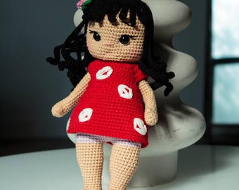 Muñeca de crochet inspirada en Lilo: Peluche de niña de la isla hawaiana