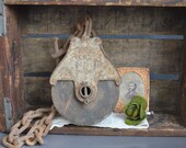 Large Vintage Barn Pulley Cast Iron Unique Farm Tool Wooden Wood Myers OK Chain Display Industrial Decor Display Rusty Hanging Authentic