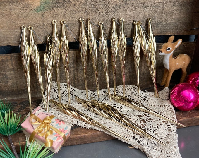 Collection of 17 Vintage Christmas Ornaments Icicles Gold Plastic Swirl