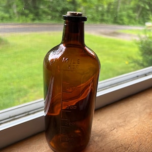 Vintage Amber Medicine Bottle -  500 mL - Owens-Indiana