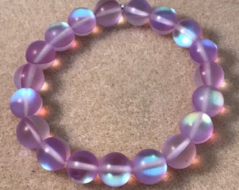 Lavender Iridescent Glass Bracelet, 10mm Matte Purple Glass Beaded Stretch Bracelet, Mystic Aura Aurora Borealis Holograph Frosted Finish