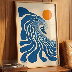 Retro Surfer Art Print | Abstrakcyjna Fala Ścienna | Dekoracja Plaży Nadmorskiej | Minimalistyczny Plakat Surfer | Niebieski Ocean Wave Print bez Ramy