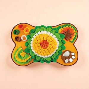 Interactive Dog Snuffle Mat: Fleece Enrichment Toy & Slow Feeder