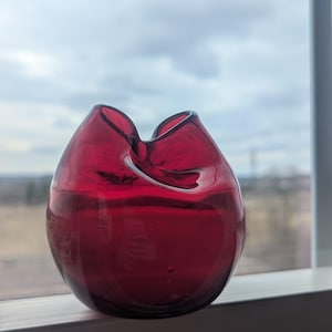 Blenko 3516D Mini Pinch Ivy Vase | Ruby Art Glass | Handblown | Rare Form | Depression Era | Blenko Collector