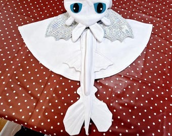Light Fury inspired Dragon poncho - Night Fury costume - kids and baby hooded cape -How to Train Your Dragon cosplay, White dragon