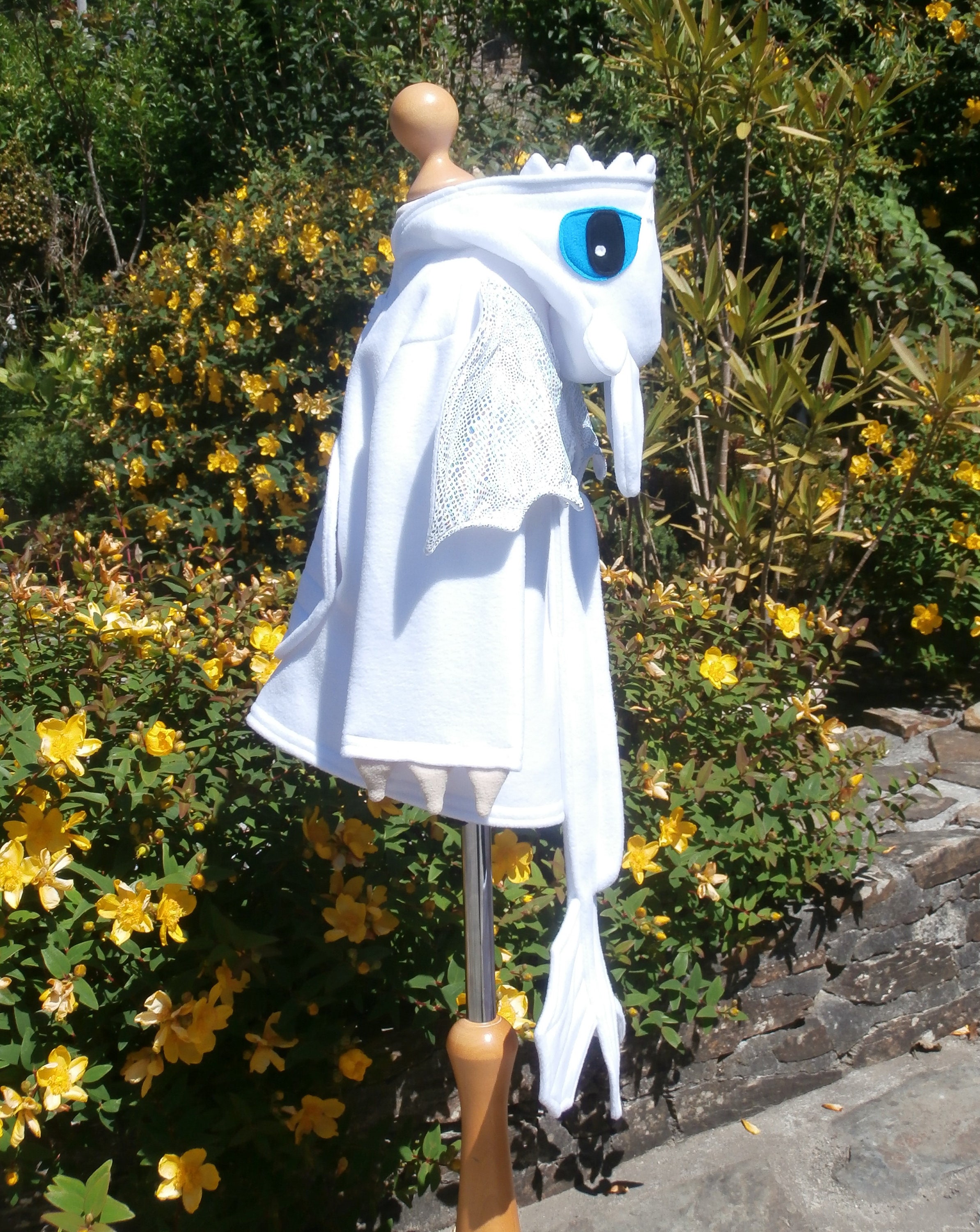 Light fury costume hoodie discount