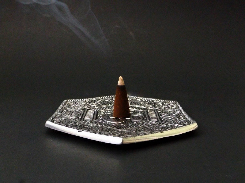 Queen Of The Night Incense Cones - 20Pk, Premium Incense, Cone Altar Home Fragrance