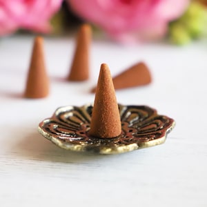Sage Mint Incense Cones (20pack) with Burner, Aromatherapy, Bright, Fresh, Clean, Energetic Cleansing, Uplifting