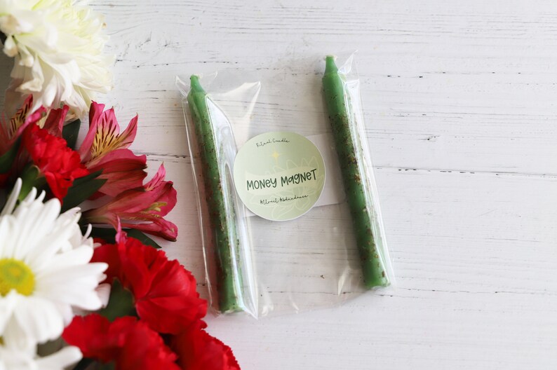 Money Magnet ritual candle set