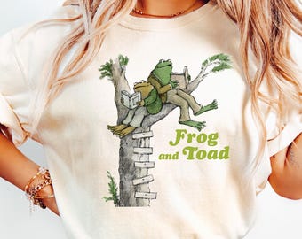 Maglietta con rana e rospo, maglione classico con libri, abbigliamento estetico da donna, regalo per amanti dei libri, maglietta con vecchi libri, felpa Cottagecore