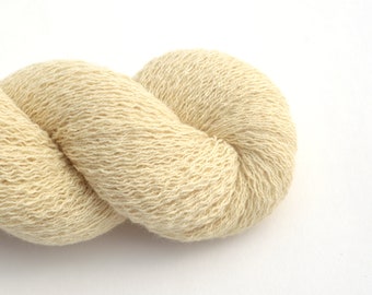 Cobweb Weight Cashmere Cotton Blend Recycled Yarn in Vanilla, Reclaimed and Eco-Friendly, Lot 110224