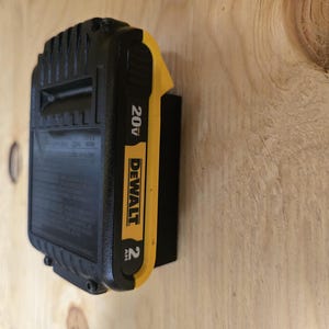Dewalt 20/60V Battery Mount