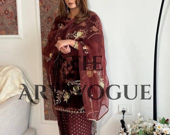 マルーンレッドベルベットのクルタズボンセット、金細工、インド