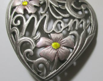 Vintage JJ Heart Pin – 'Mom' & Flowers, Collectible Brooch