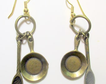 Vintage JJ Earrings – Frying Pan Spoon Charms, Brass Tone Pewter