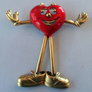 Vintage pin Brooch AJC-Heart moves -Valentine- unique GIFT collectible -made in USA