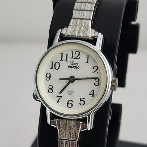 Vintage Damenuhr Timex Indiglo Quartz - Klassisch & Zeitlos | Modell T C7