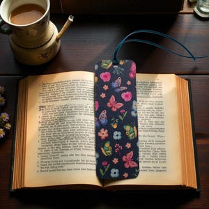 Elegant Butterfly Bookmark – Floral Print & Pink Velvet Back with Teal Satin Ribbon