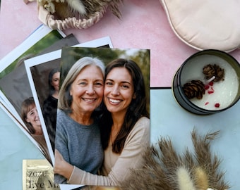 Spersonalizowane pudełko prezentowe ze zdjęciem i suszonymi kwiatami: jedwabny zestaw do spania, maska na oczy – pamiątka urodzinowa