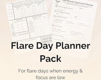 Puede incluir: Un paquete de planificadores de papel blanco con texto negro. El "Flare Day Planner Pack" está diseñado para días en que la energía y la concentración son bajas. Incluye secciones para el seguimiento del dolor, los síntomas y el estado de ánimo.