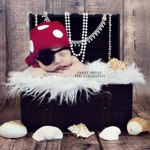 Pirate Hat and Eye Patch, Halloween Costumes, Newborn Photo Prop, Crochet Pirate Hat, Knitted, Baby Boy, Red Pirate Hat,Eye Patch