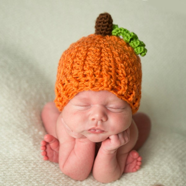 Baby Pumpkin Hat, Orange Jack-O-Lantern, Newborn to 6 Month, Halloween Hat, Baby Costume, Pumpkin with green leaf, Fall Photo Props for Baby