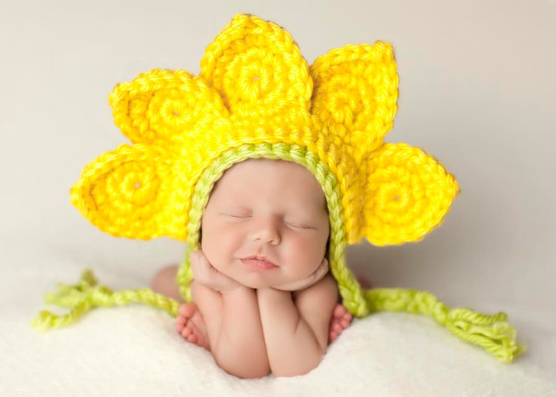 Flower Hat, Sunflower, Daisy, Newborn Photo Prop, Poinsettia, Christmas, Spring, Halloween Costume, Crochet Flower Hat, Girl Bild 1