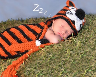 Tiger Hat and Flapper for Newborn, Newborn Photo Prop
