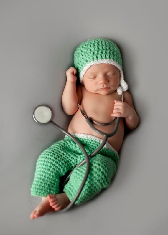 Doctor Scrubs Hat and Pants, Newborn Photo Props, Medical, Nurses