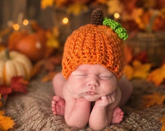 Baby Pumpkin Hat, Orange Jack-O-Lantern, Newborn to 6 Month, Halloween Hat, Baby Costume, Pumpkin with green leaf, Fall Photo Props for Baby