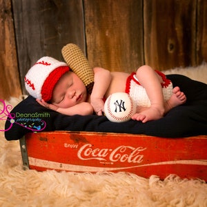 Baseball Hat and Diaper Cover, Newborn Photo Prop, Baby Boy, Sports, Crochet Baseball Set with Bat