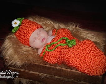 Fall Pumpkin Hat and Bag, Orange with Green Leaf Accent, Halloween Costume for Baby, Cocoon, Newborn Photo Prop, Thanksgiving, Pumpkin Hat